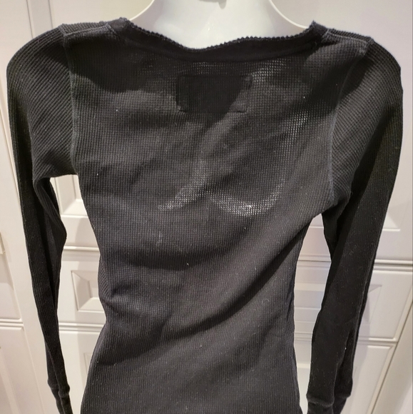 Top - Picture 2 of 3